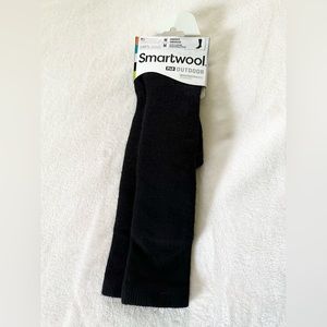 Smartwool PhD Outdoor Socks Medium Black Unisex Wool Blend Heavy Cushion NEW